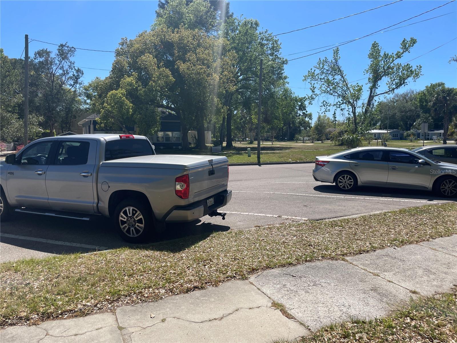 456 W MINNEOLA AVE, CLERMONT, FL, 34711
