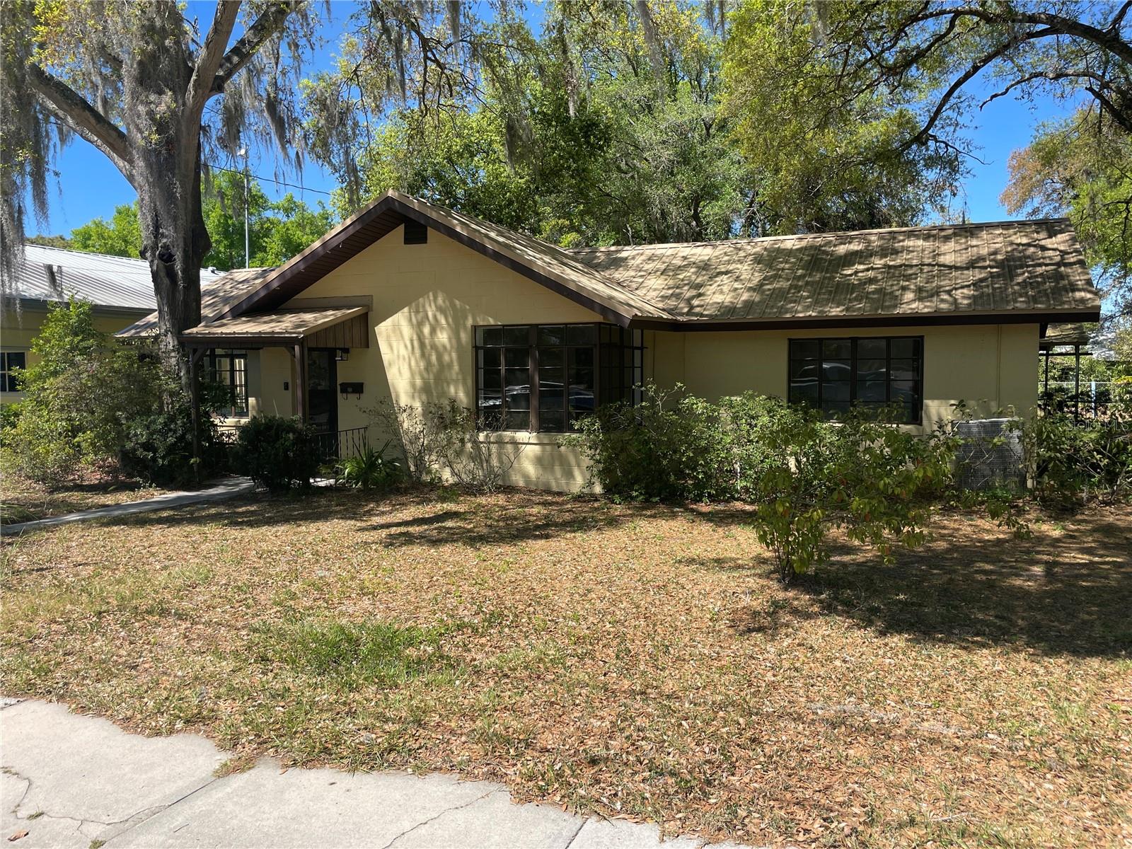 456 W MINNEOLA AVE, CLERMONT, FL, 34711