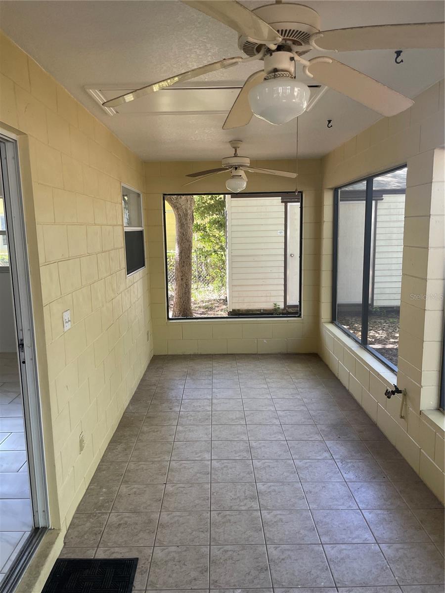 456 W MINNEOLA AVE, CLERMONT, FL, 34711