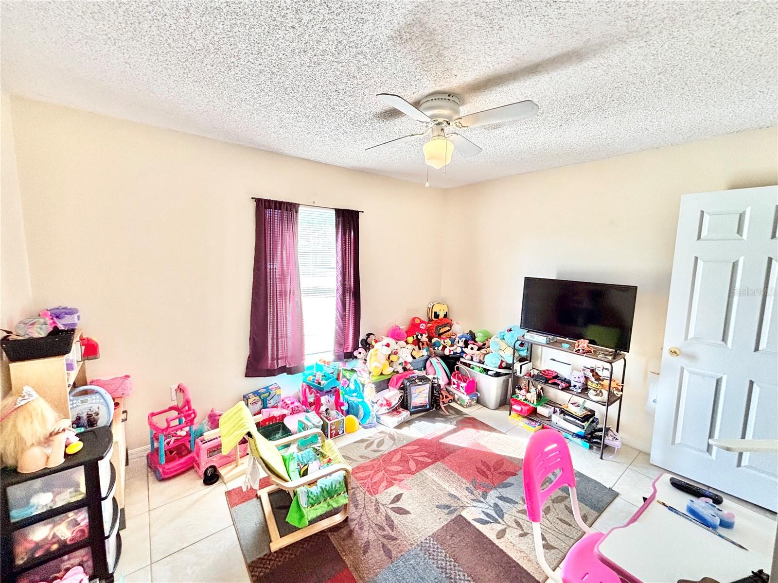 608 ROBIN LN, KISSIMMEE, FL, 34759