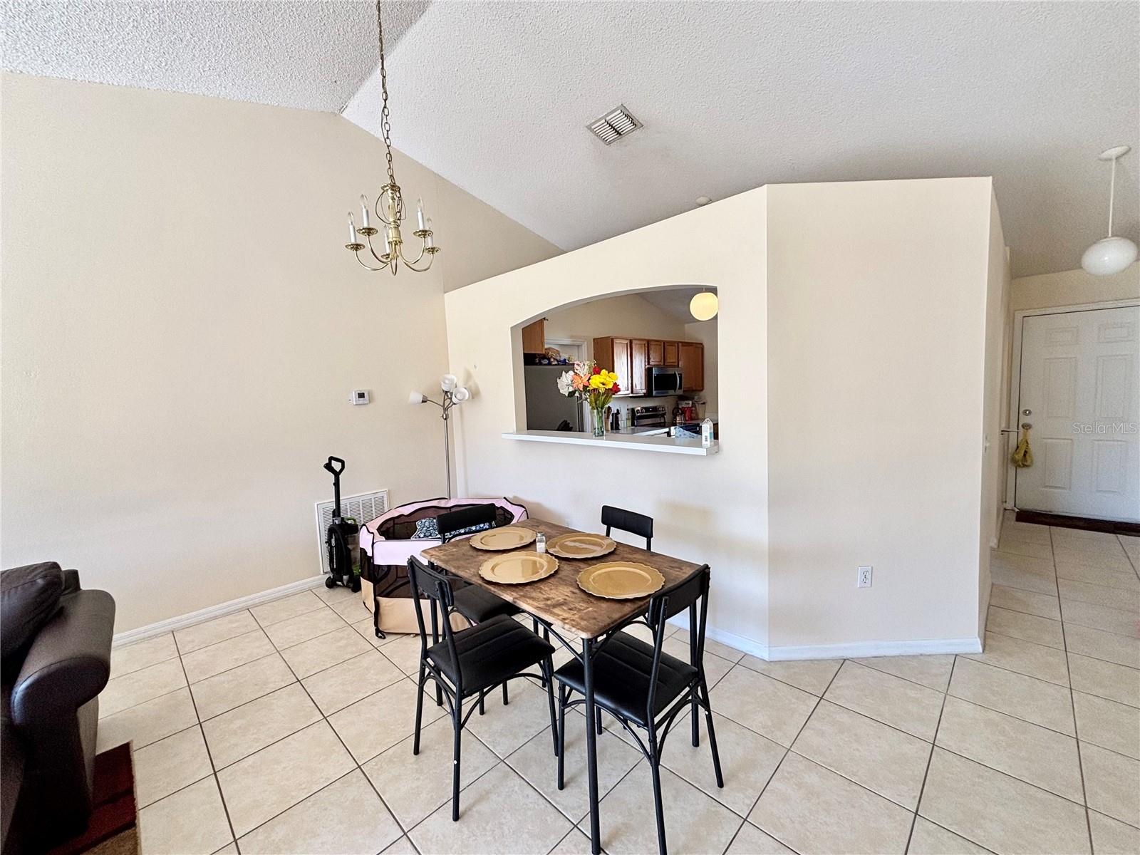 608 ROBIN LN, KISSIMMEE, FL, 34759
