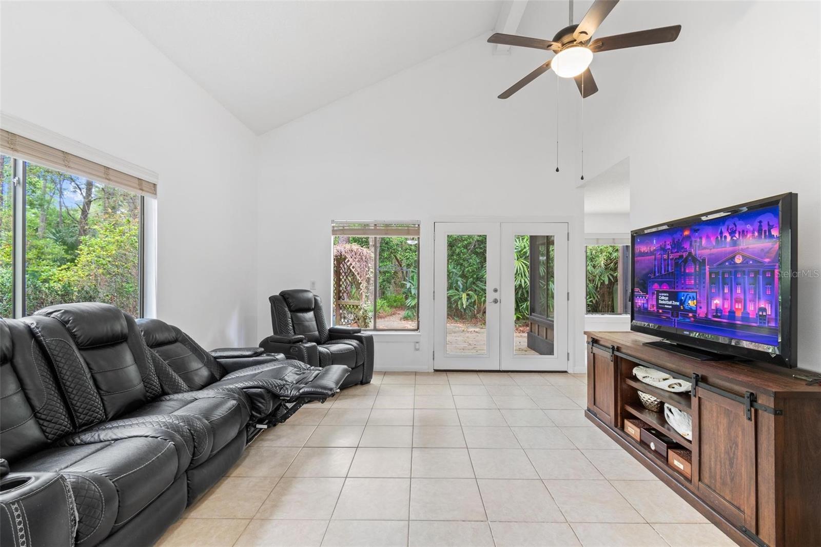 2482 FOREST WAY, GAINESVILLE, FL, 32605