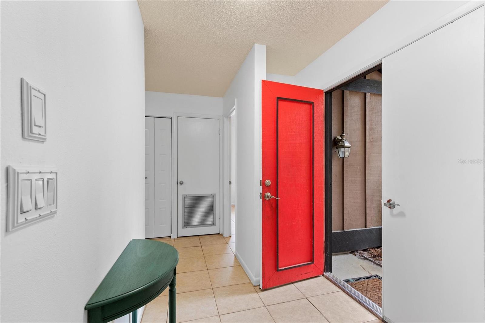 2482 FOREST WAY, GAINESVILLE, FL, 32605