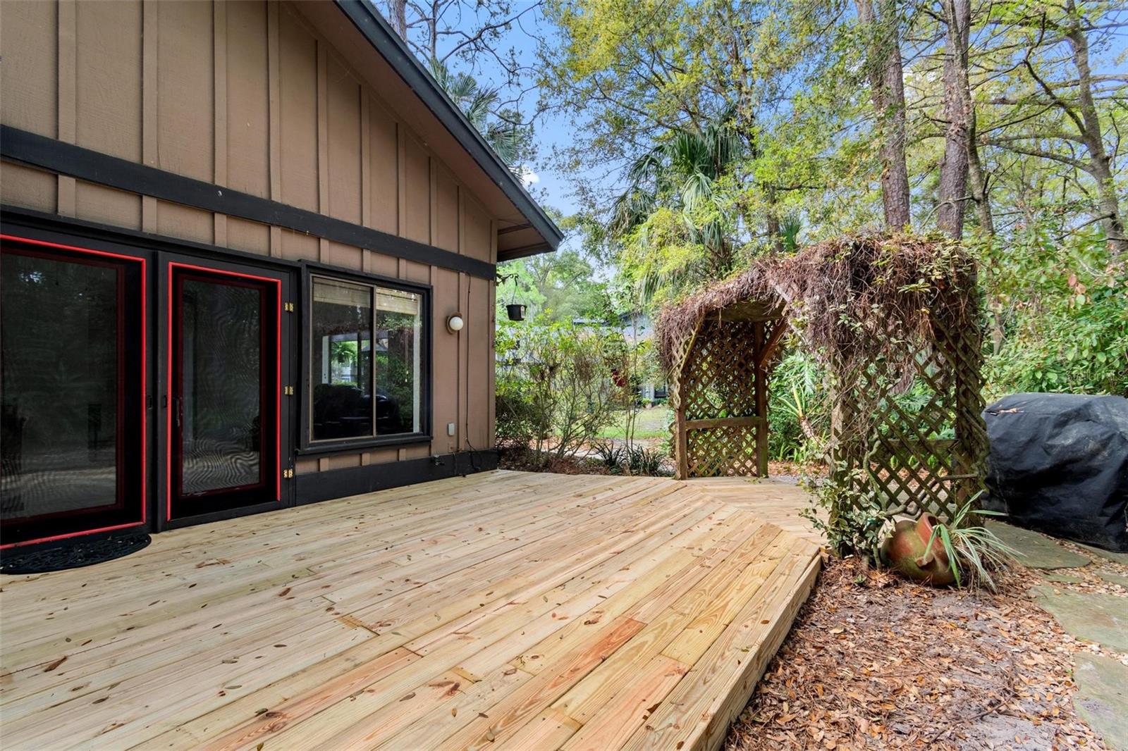 2482 FOREST WAY, GAINESVILLE, FL, 32605
