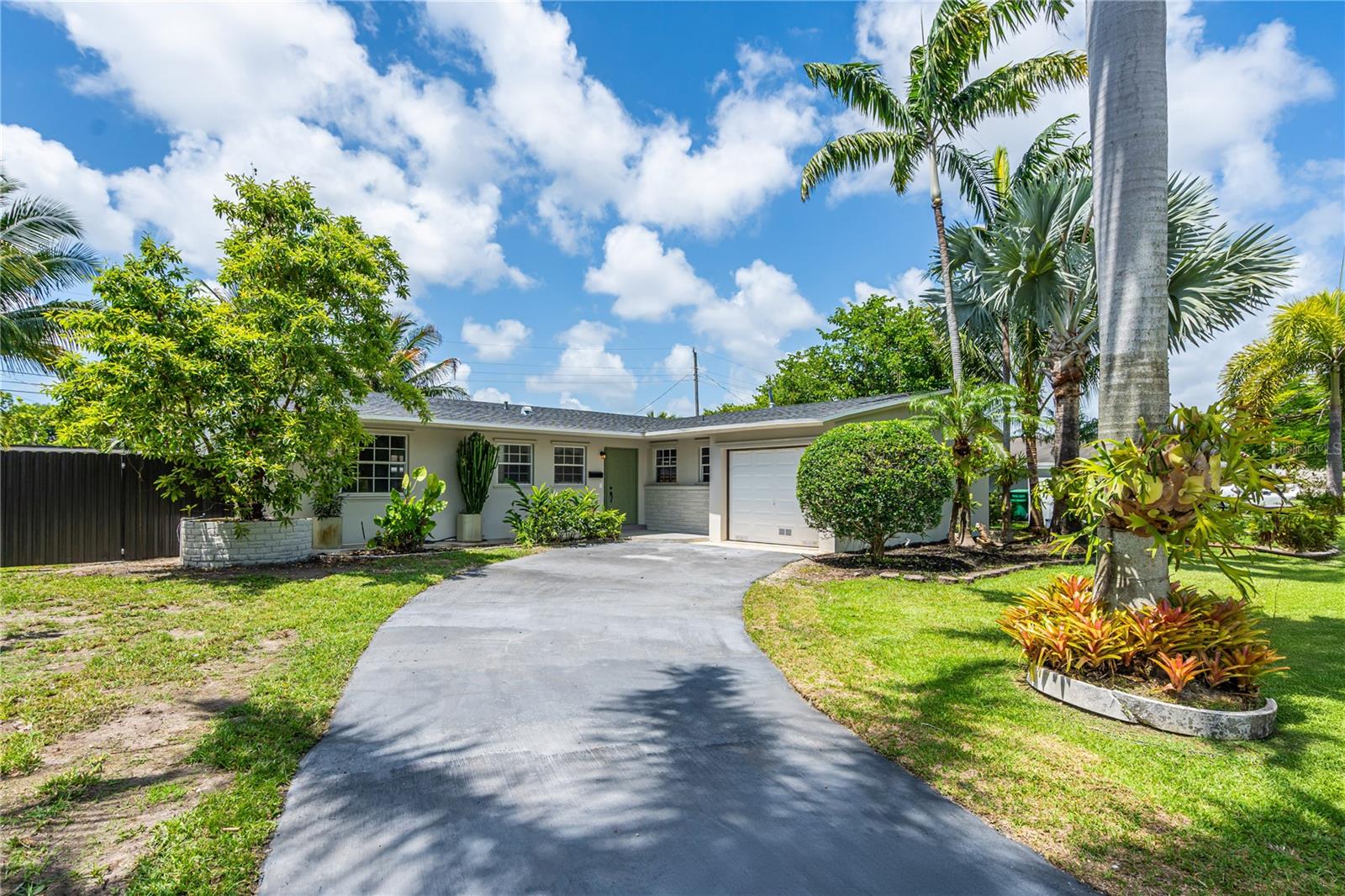 9730 SW 161ST ST, MIAMI, FL, 33157