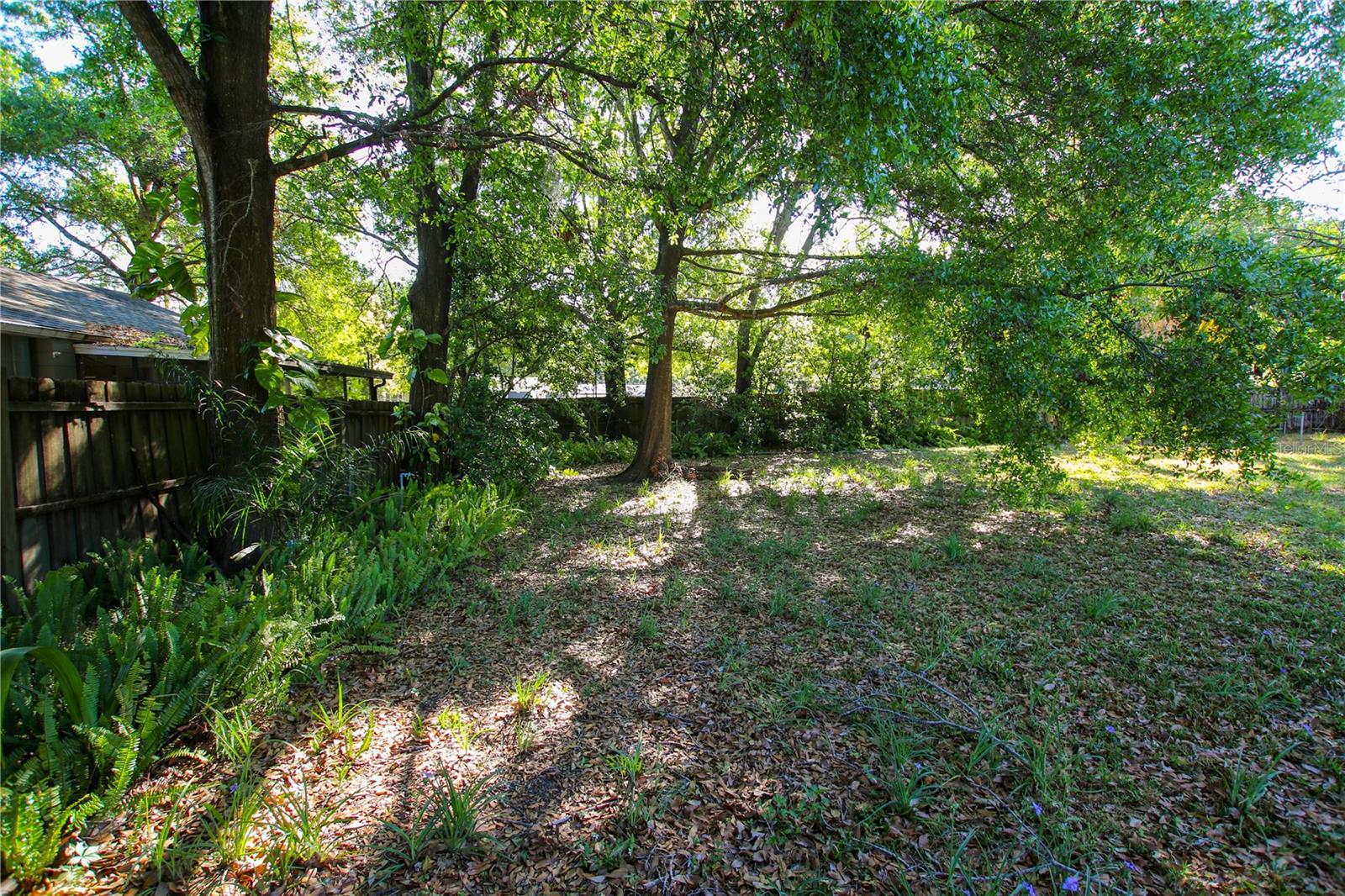 1602 E HENRY AVE, TAMPA, FL, 33610