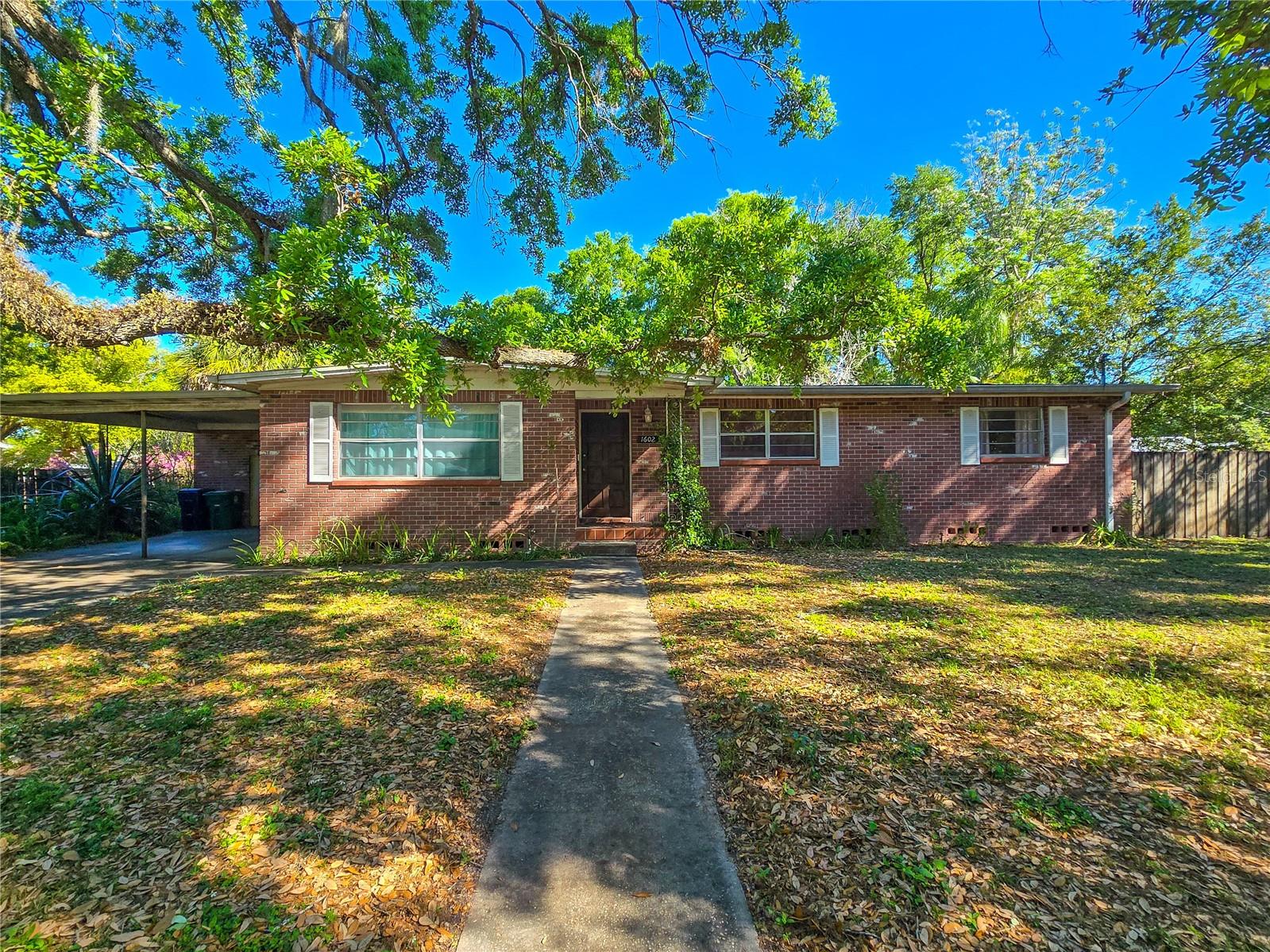 1602 E HENRY AVE, TAMPA, FL, 33610