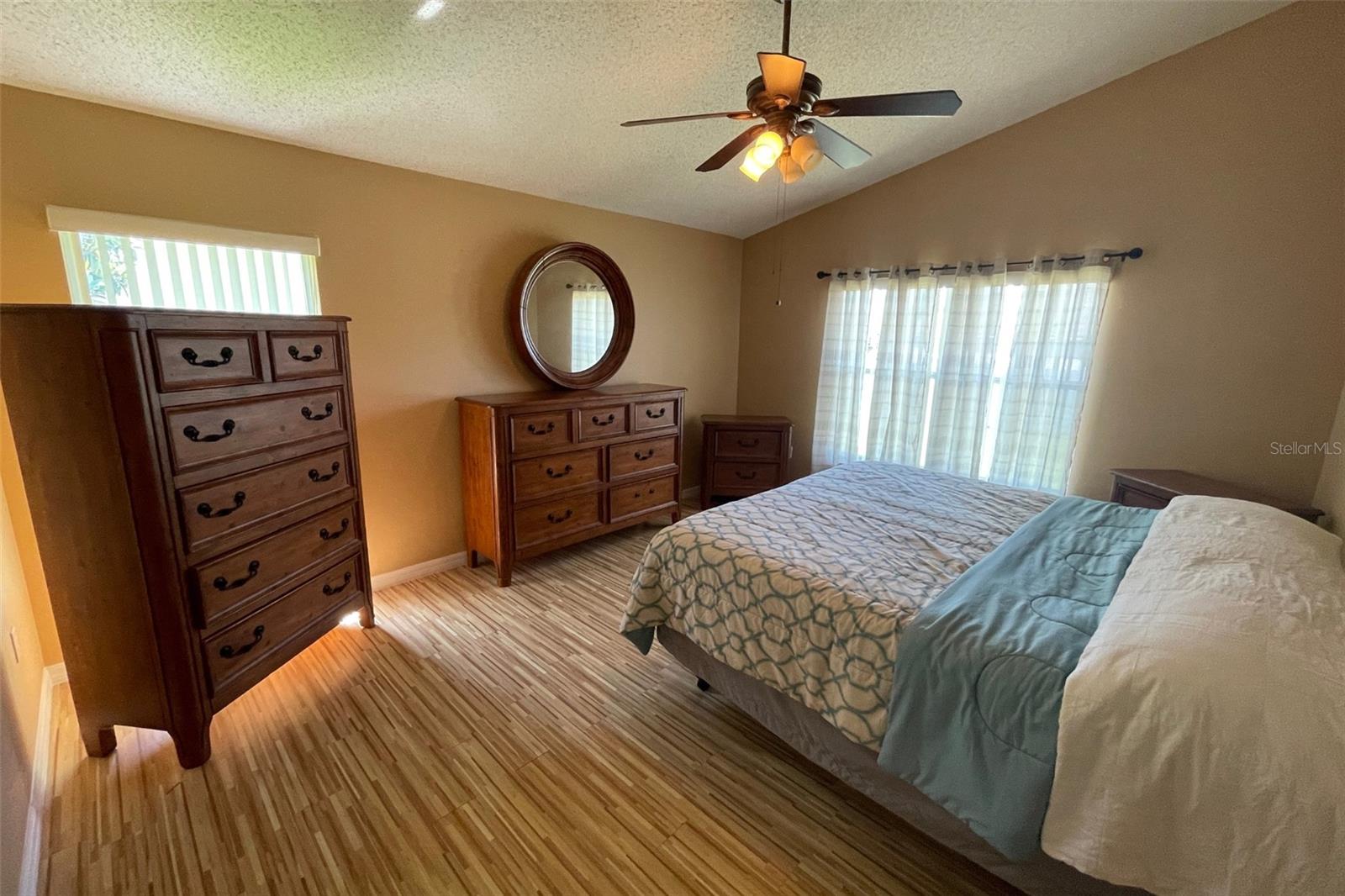 1124 LIBERTY HALL DR, KISSIMMEE, FL, 34746
