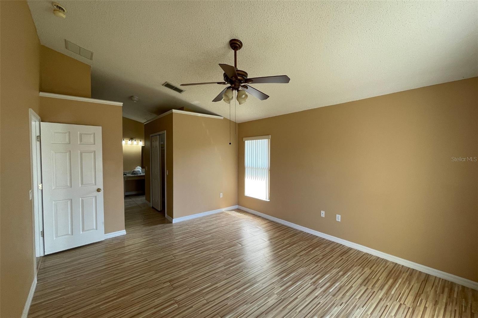 1124 LIBERTY HALL DR, KISSIMMEE, FL, 34746