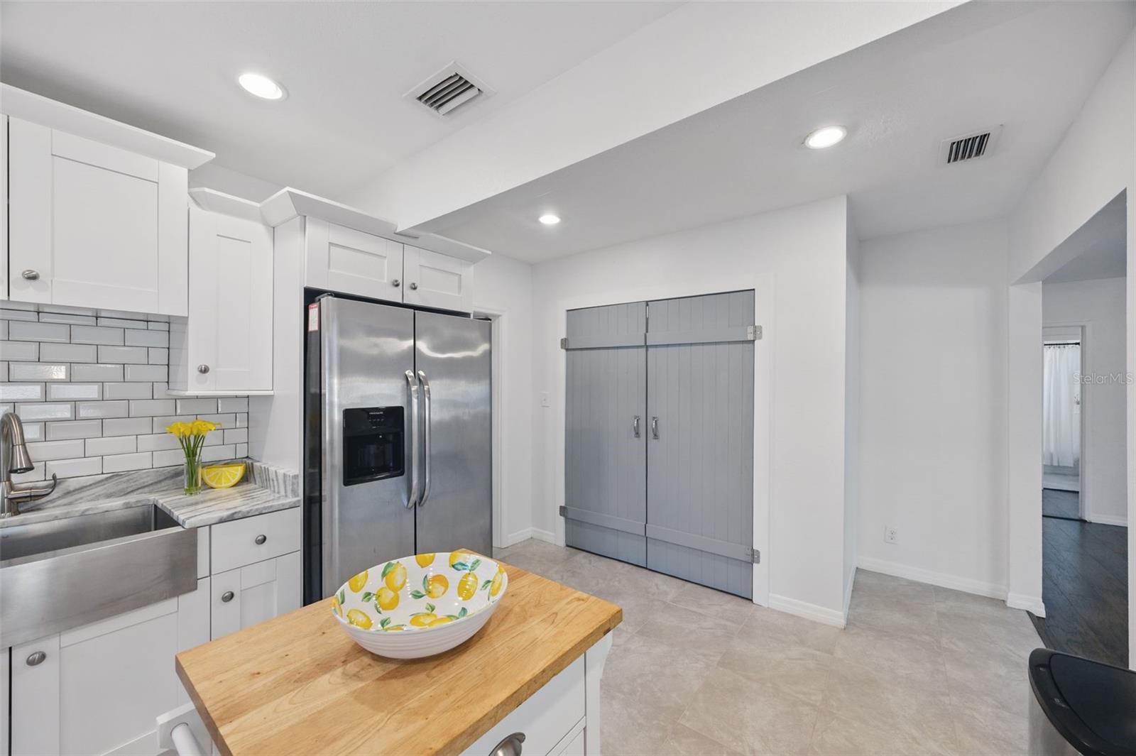 1206 E HAMILTON AVE, TAMPA, FL, 33604