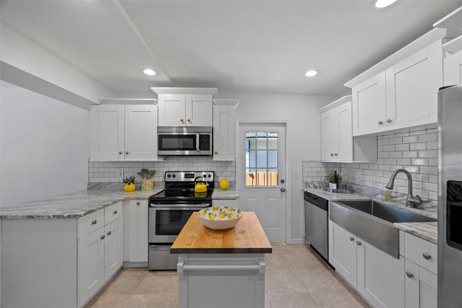 1206 E HAMILTON AVE, TAMPA, FL, 33604
