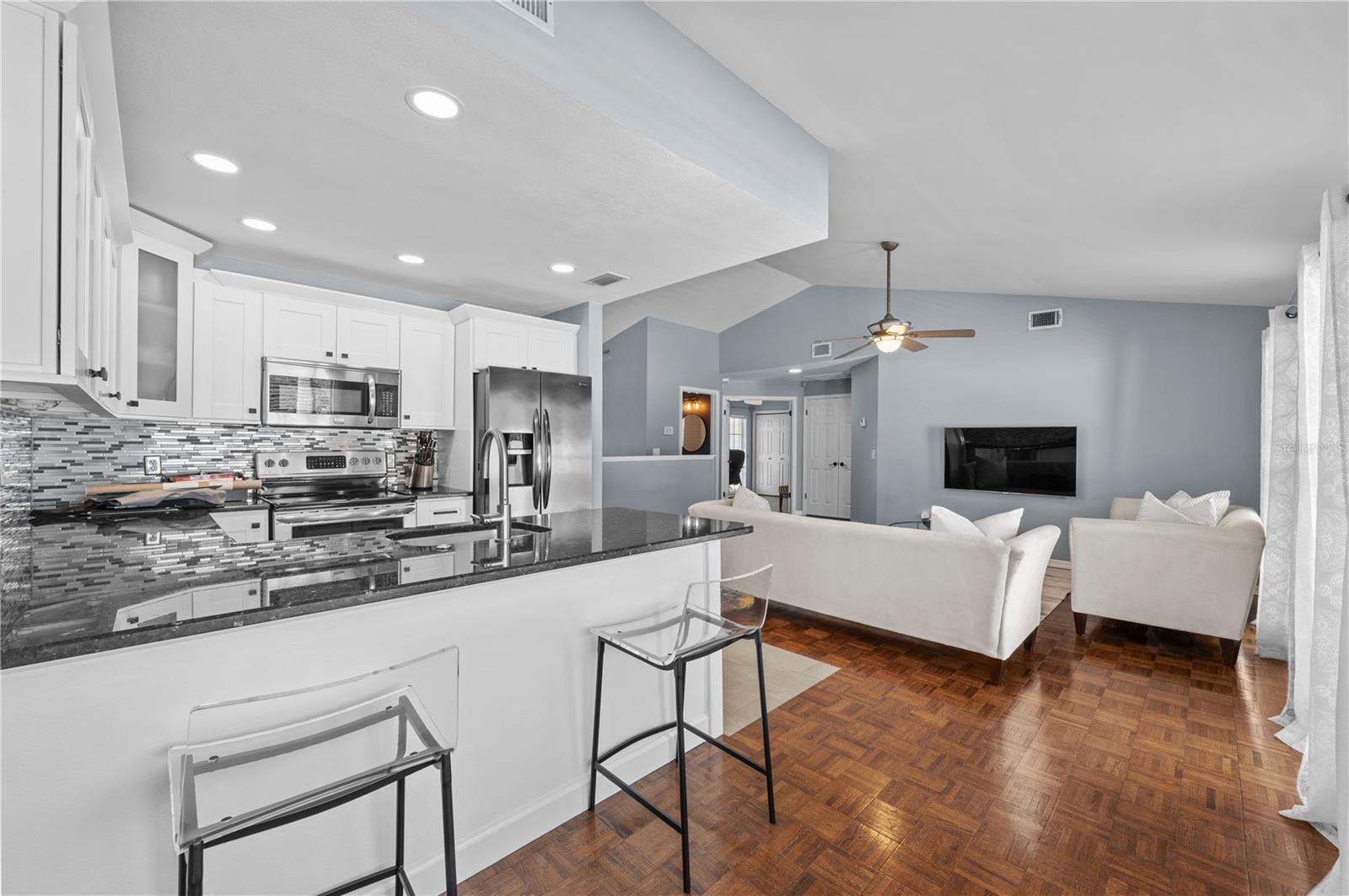 3205 W DE LEON ST #B, TAMPA, FL, 33609