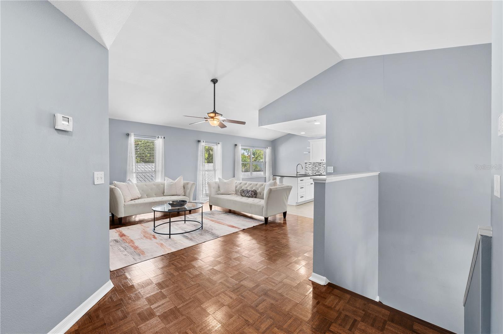 3205 W DE LEON ST #B, TAMPA, FL, 33609