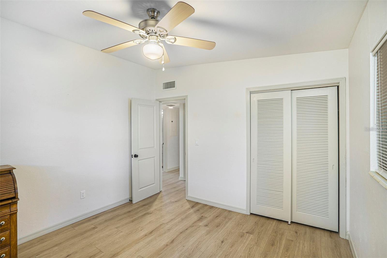 10111 N OLA AVE, TAMPA, FL, 33612