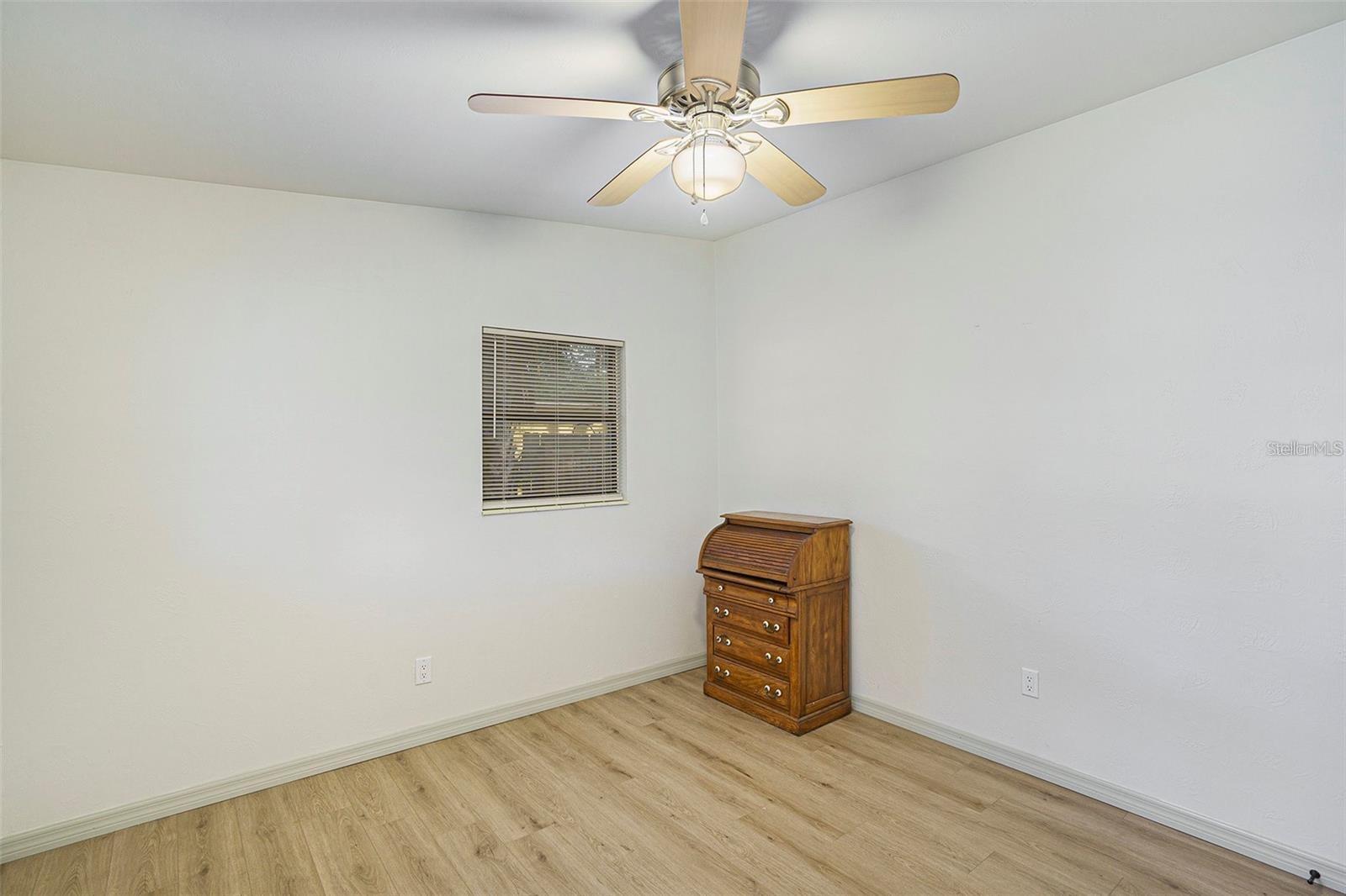 10111 N OLA AVE, TAMPA, FL, 33612