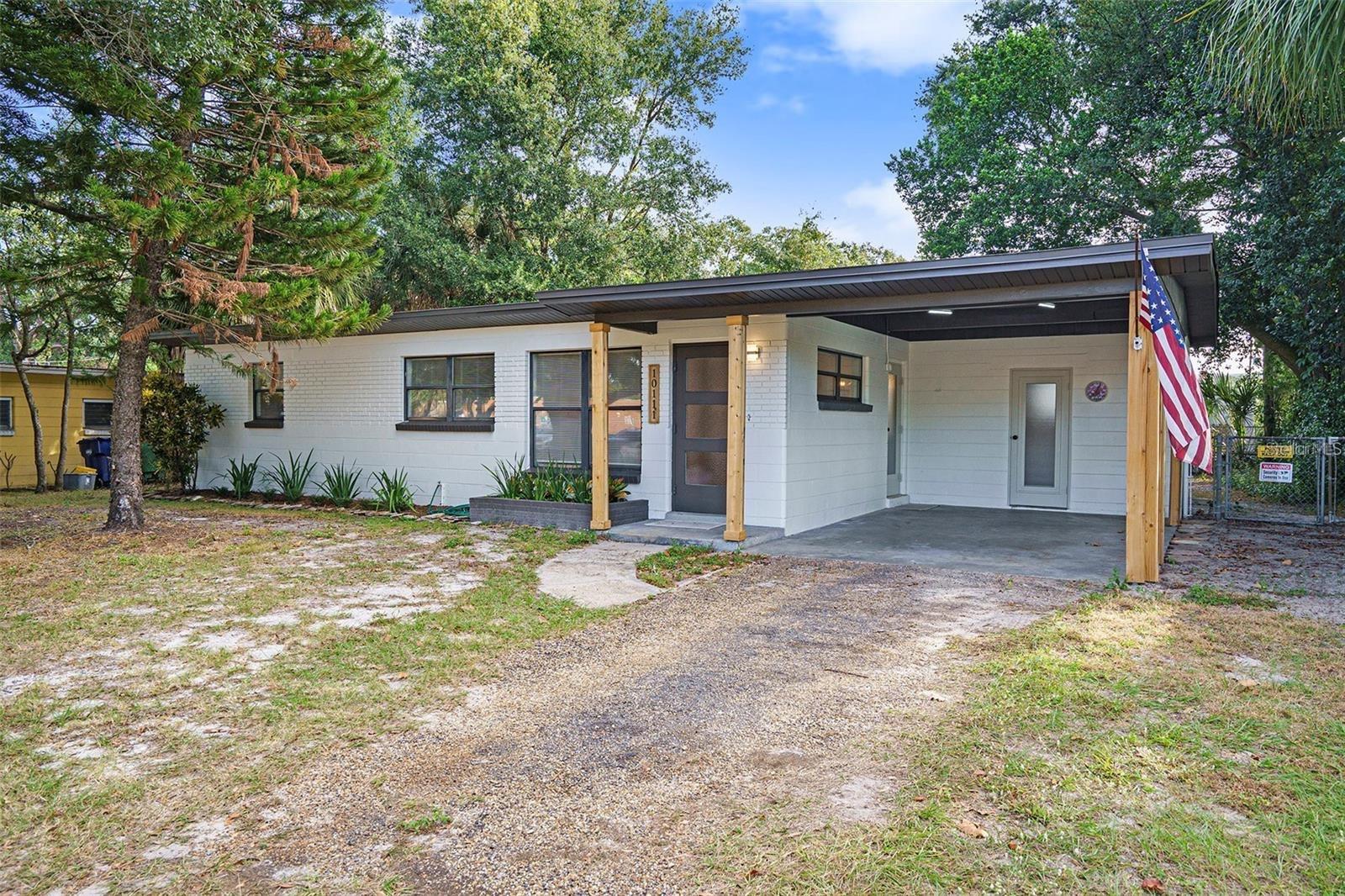 10111 N OLA AVE, TAMPA, FL, 33612