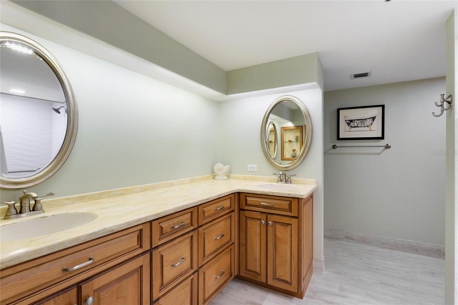 1239 OCEAN SHORE BLVD #10-D-4, ORMOND BEACH, FL, 32176