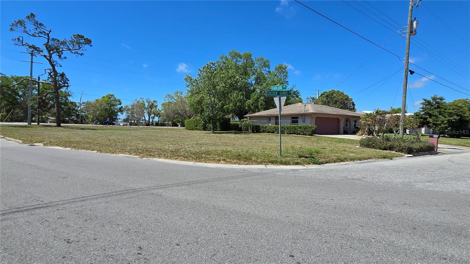 TBA GOLDEN SANDS DR, SARASOTA, FL, 34232