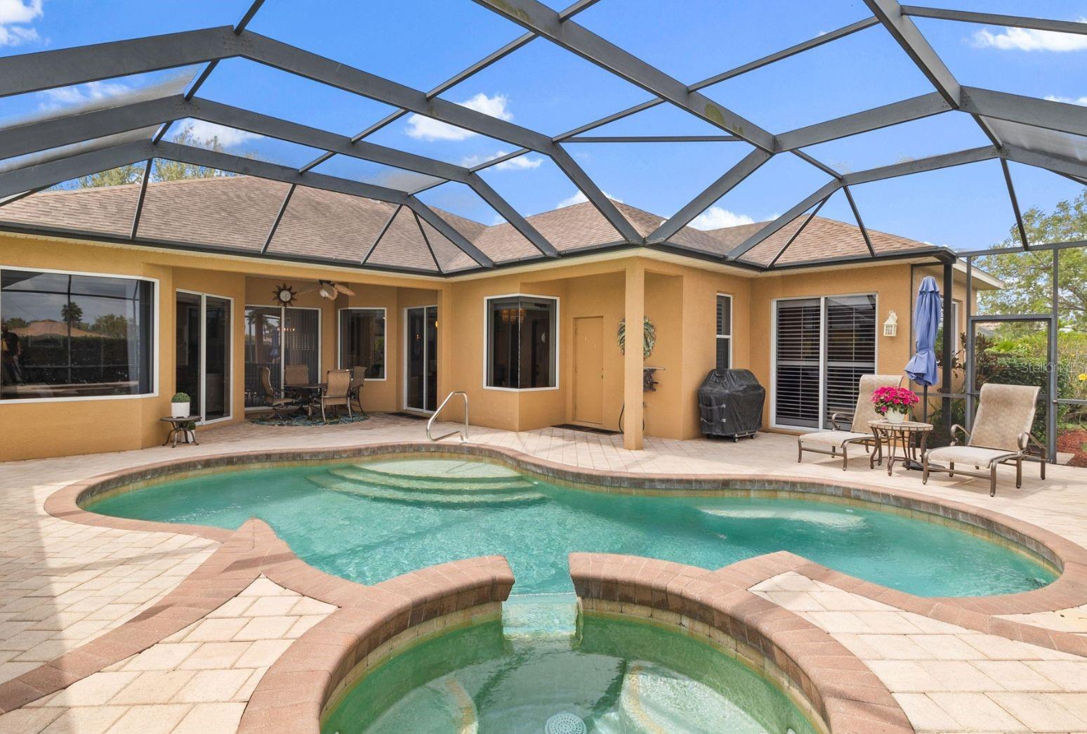 12211 ASTER AVE, BRADENTON, FL, 34212