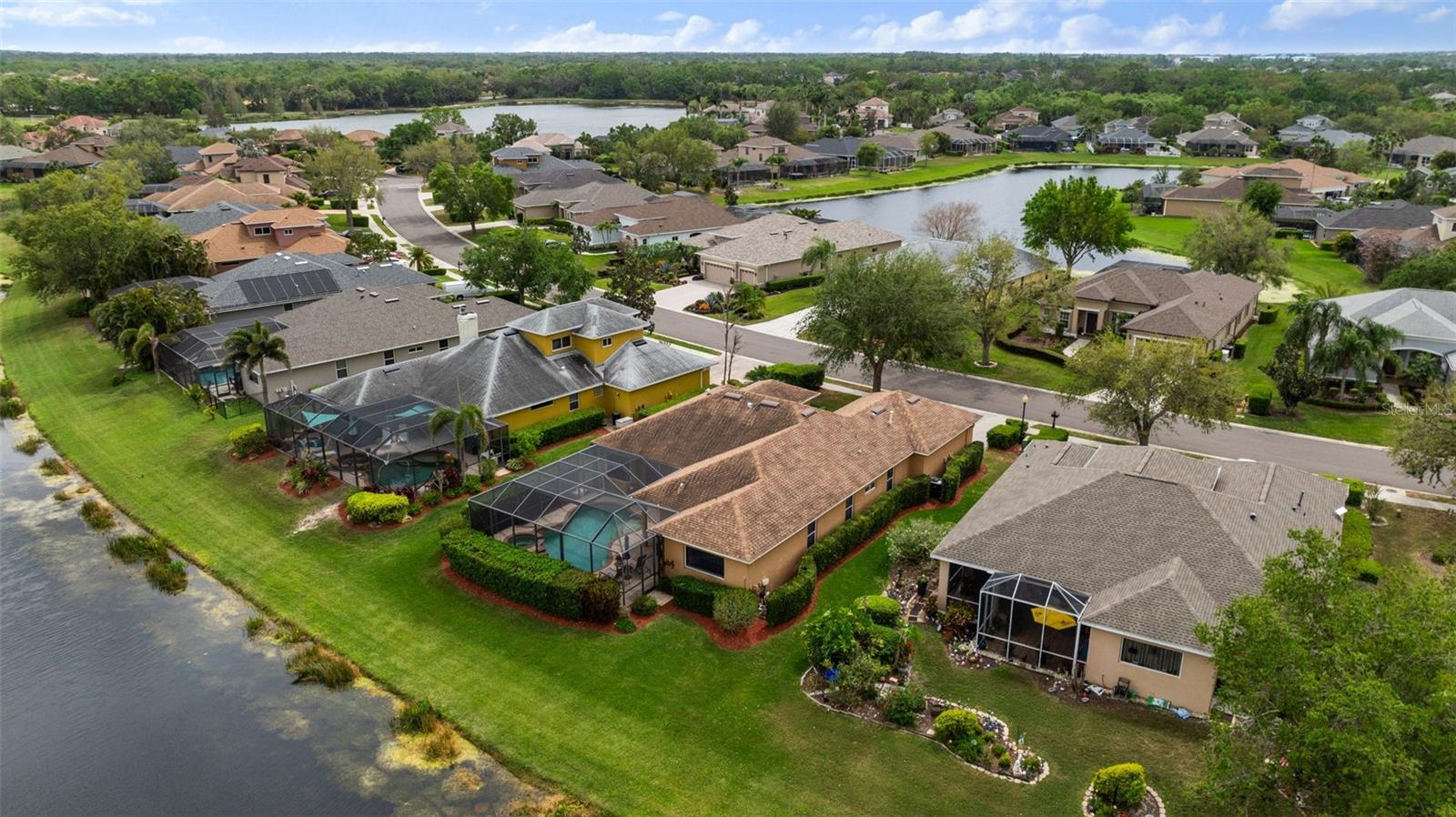 12211 ASTER AVE, BRADENTON, FL, 34212
