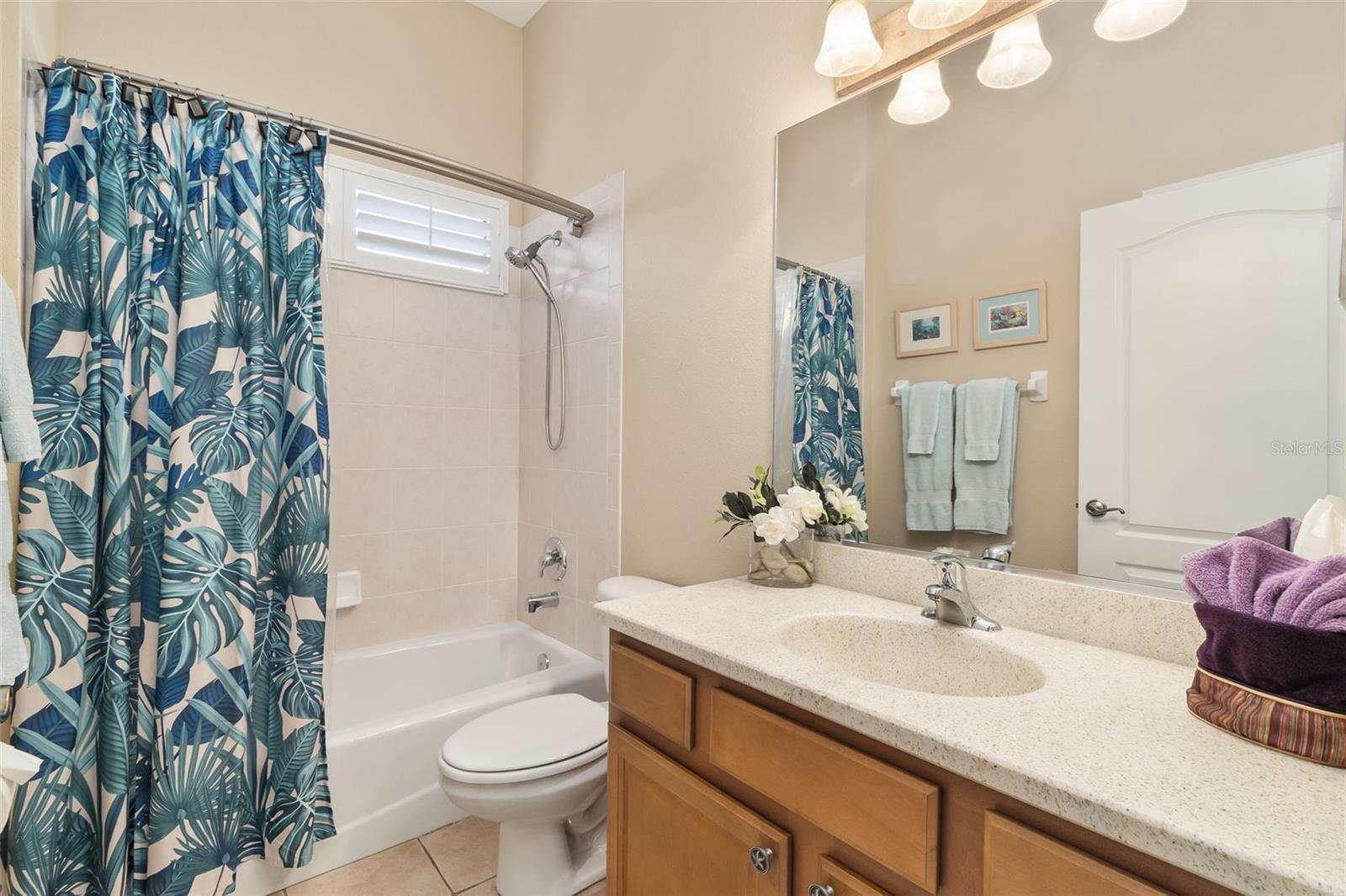 12211 ASTER AVE, BRADENTON, FL, 34212