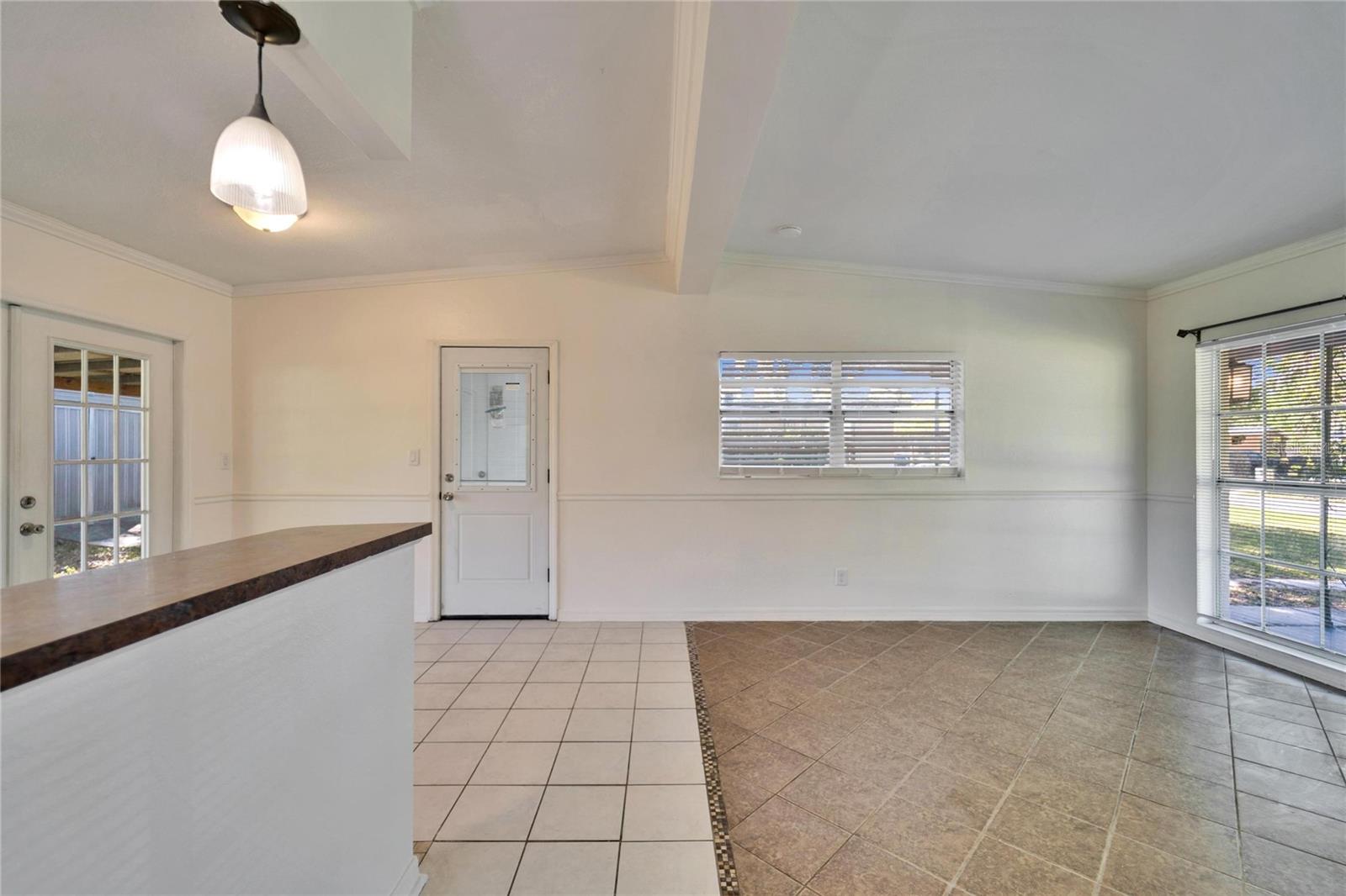 513 E LANGFORD DR, PLANT CITY, FL, 33563