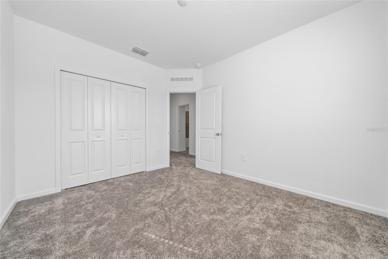 2726 ARMSTRONG AVE, CLERMONT, FL, 34714