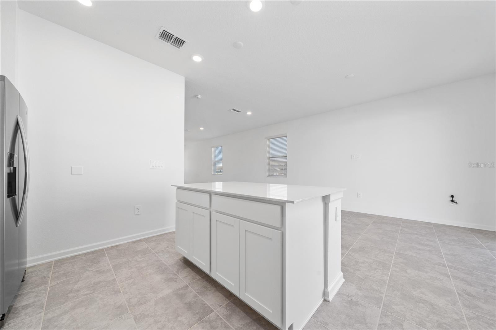 2726 ARMSTRONG AVE, CLERMONT, FL, 34714