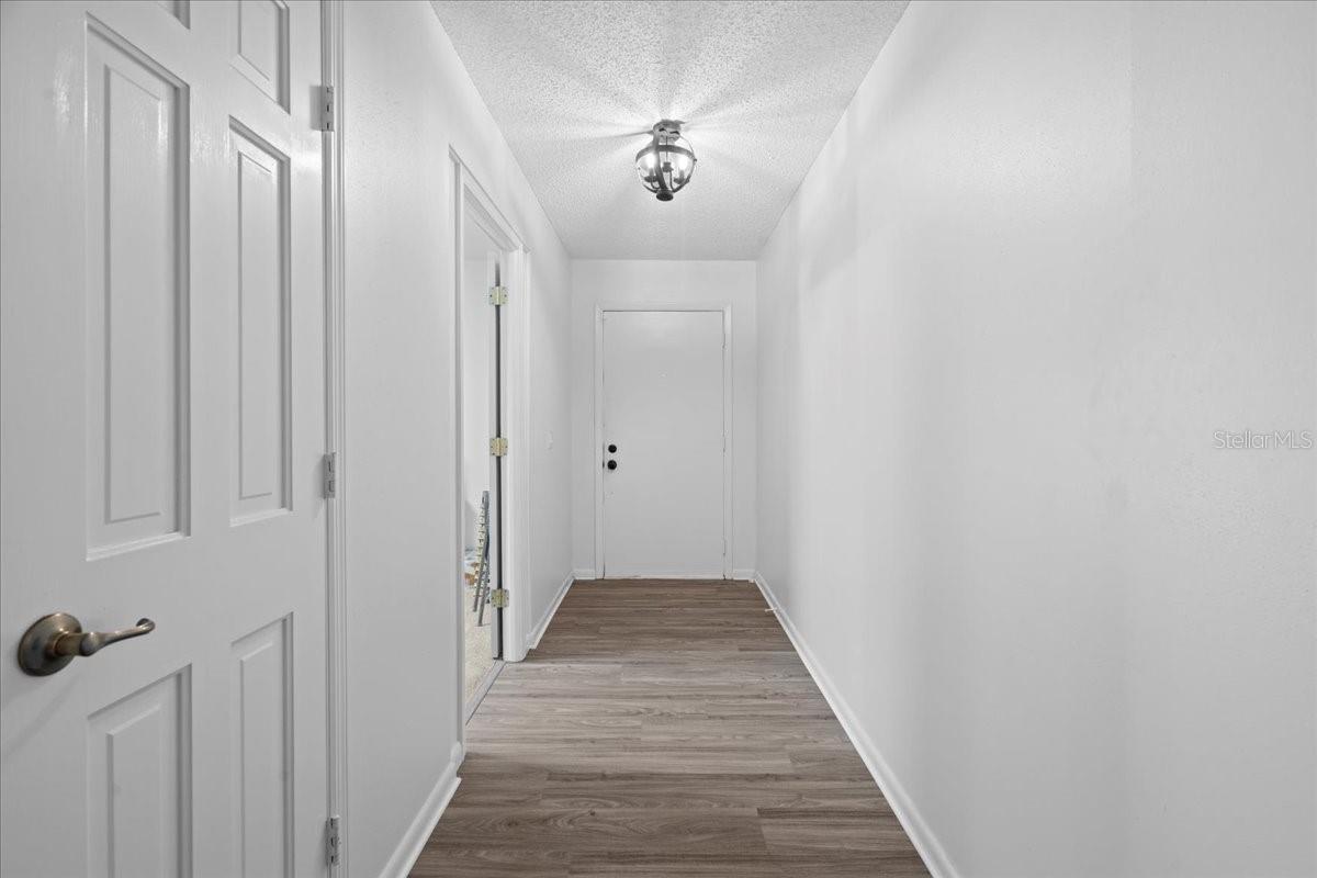 1203 LAKE MIRIAM DR, LAKELAND, FL, 33813