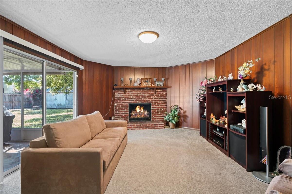 1203 LAKE MIRIAM DR, LAKELAND, FL, 33813