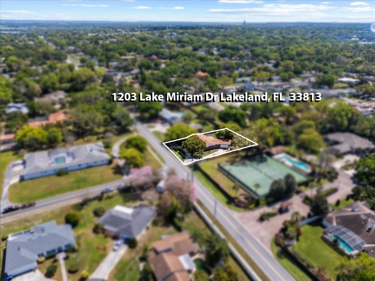 1203 LAKE MIRIAM DR, LAKELAND, FL, 33813