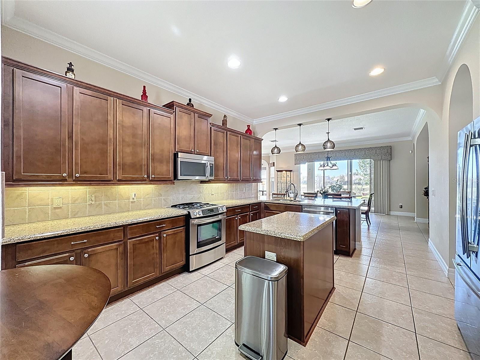 228 BAYOU BEND RD, GROVELAND, FL, 34736