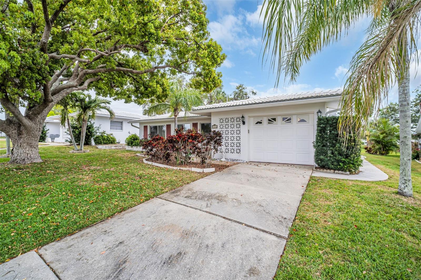 9082 141ST ST, SEMINOLE, FL, 33776