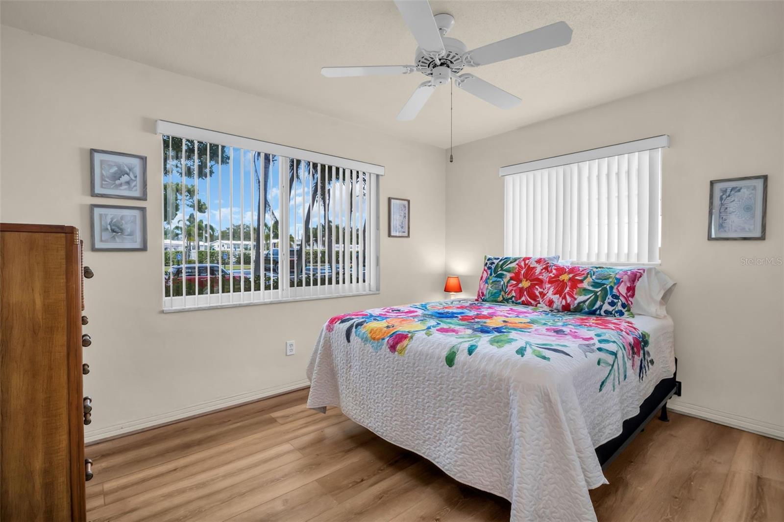 9082 141ST ST, SEMINOLE, FL, 33776