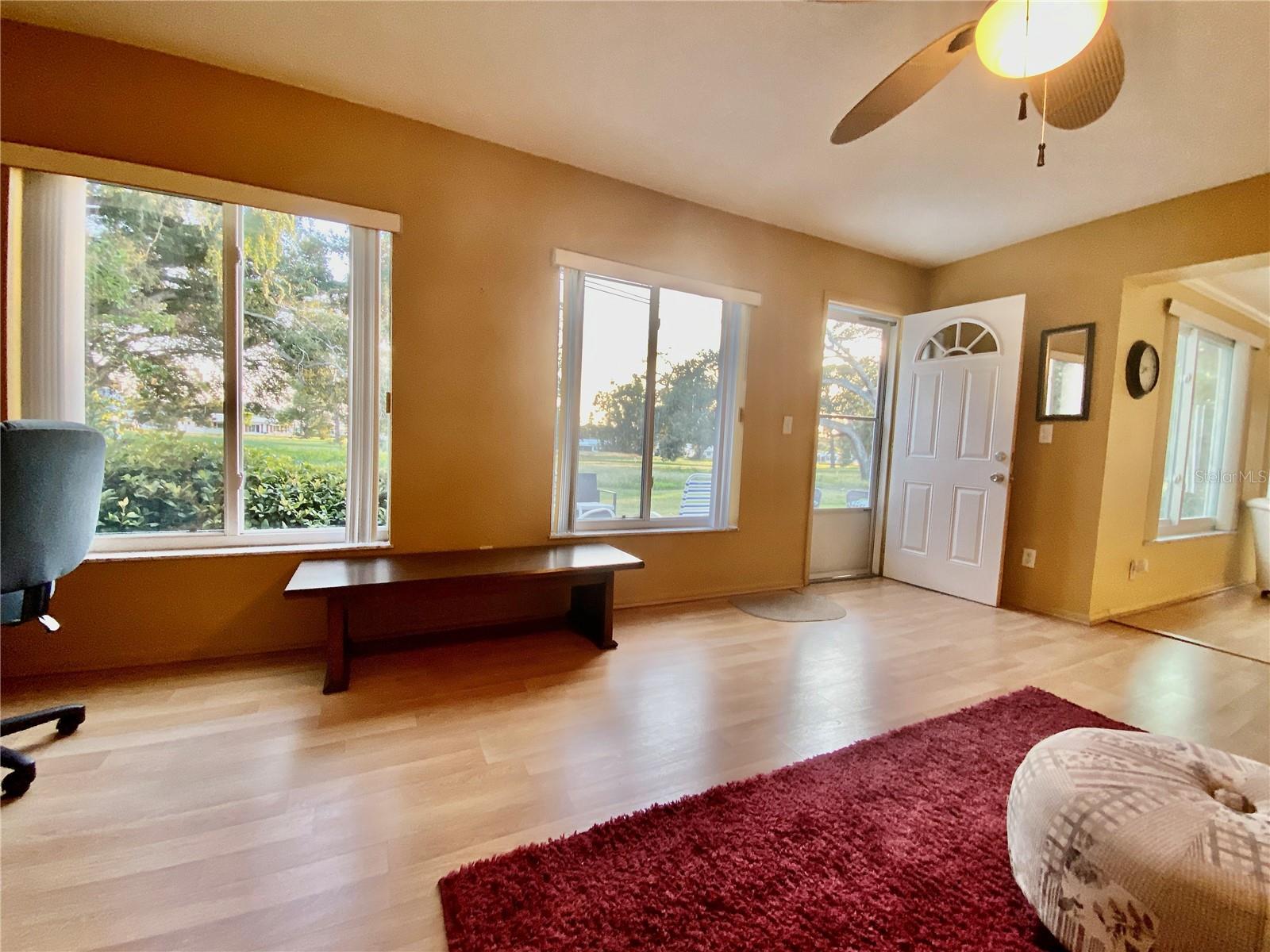 9082 141ST ST, SEMINOLE, FL, 33776