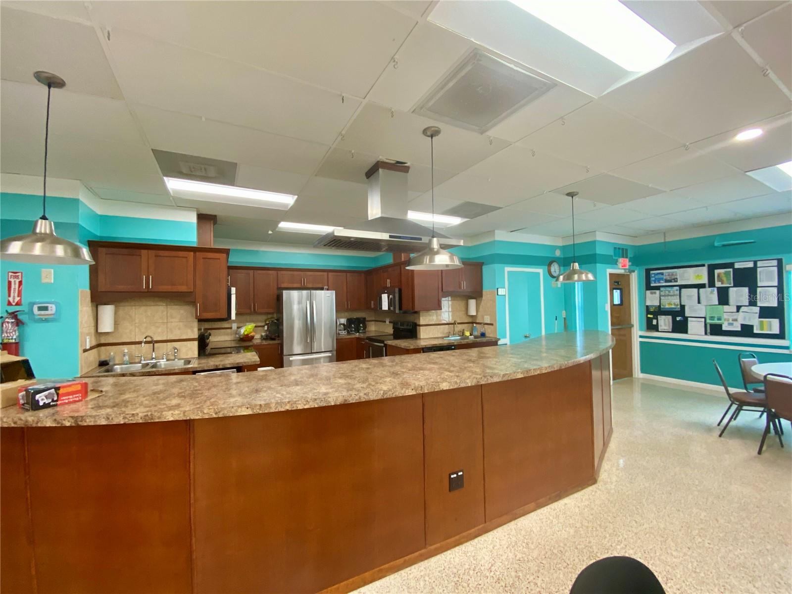 9082 141ST ST, SEMINOLE, FL, 33776