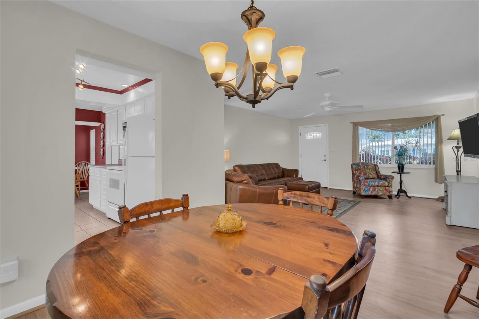 9082 141ST ST, SEMINOLE, FL, 33776