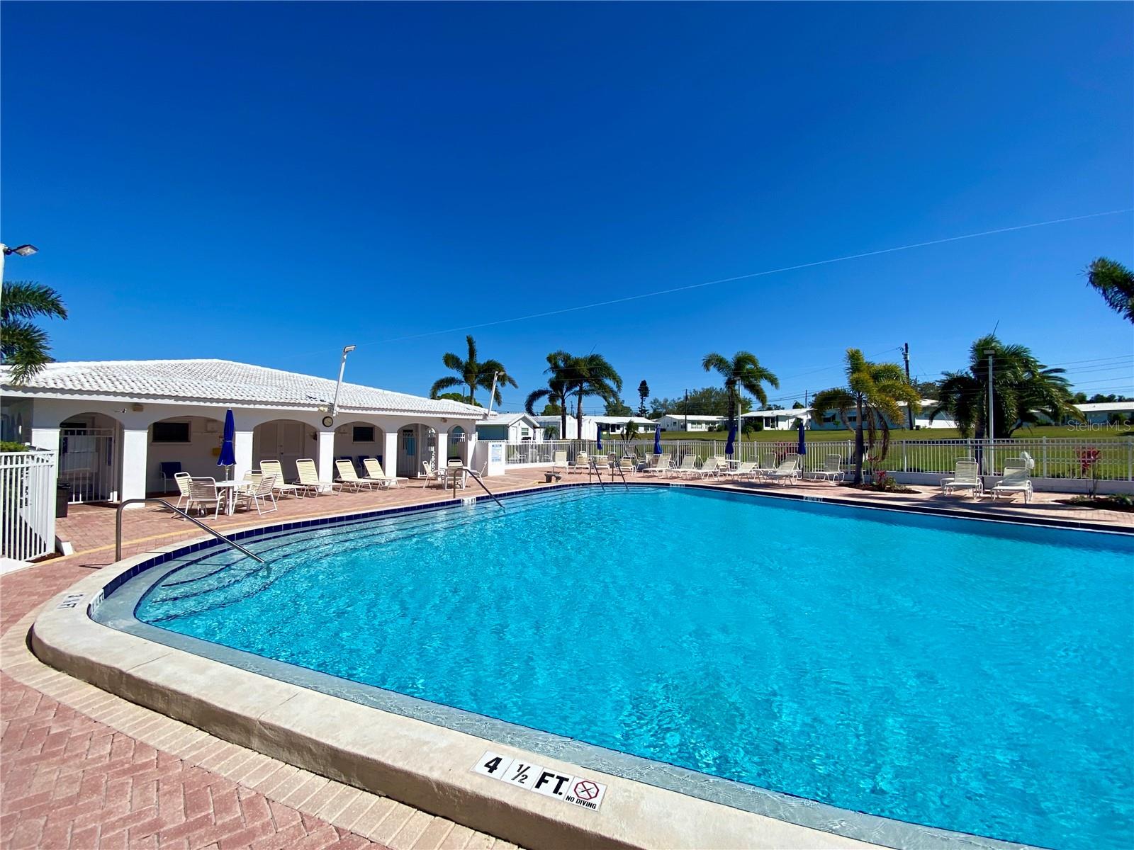 9082 141ST ST, SEMINOLE, FL, 33776