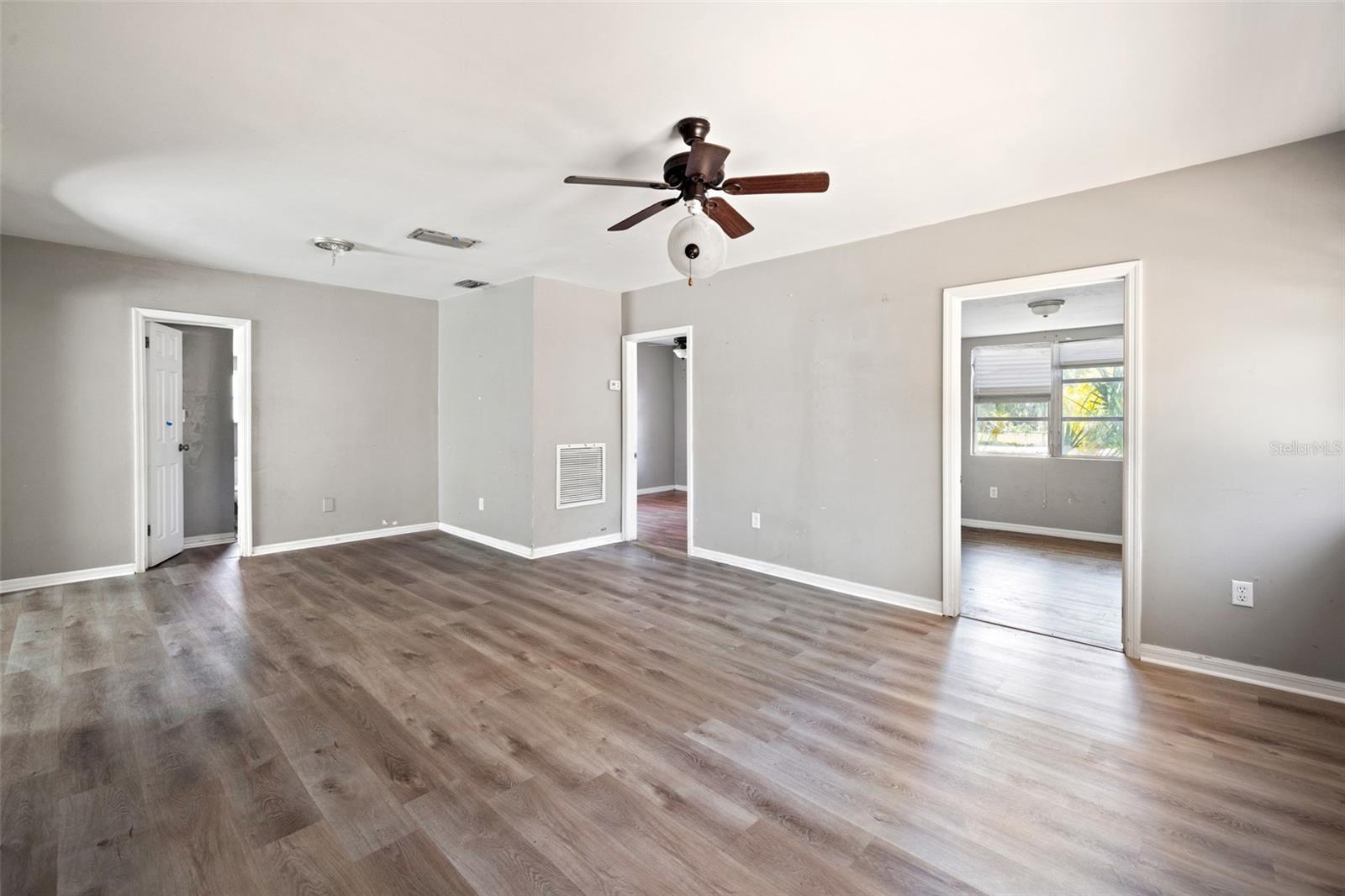 2328 UNITY AVE, FORT MYERS, FL, 33901