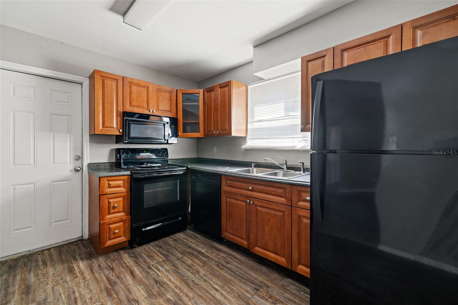 2328 UNITY AVE, FORT MYERS, FL, 33901