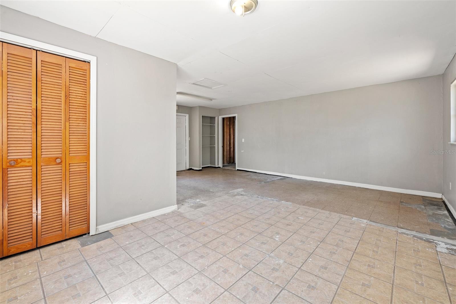 2328 UNITY AVE, FORT MYERS, FL, 33901