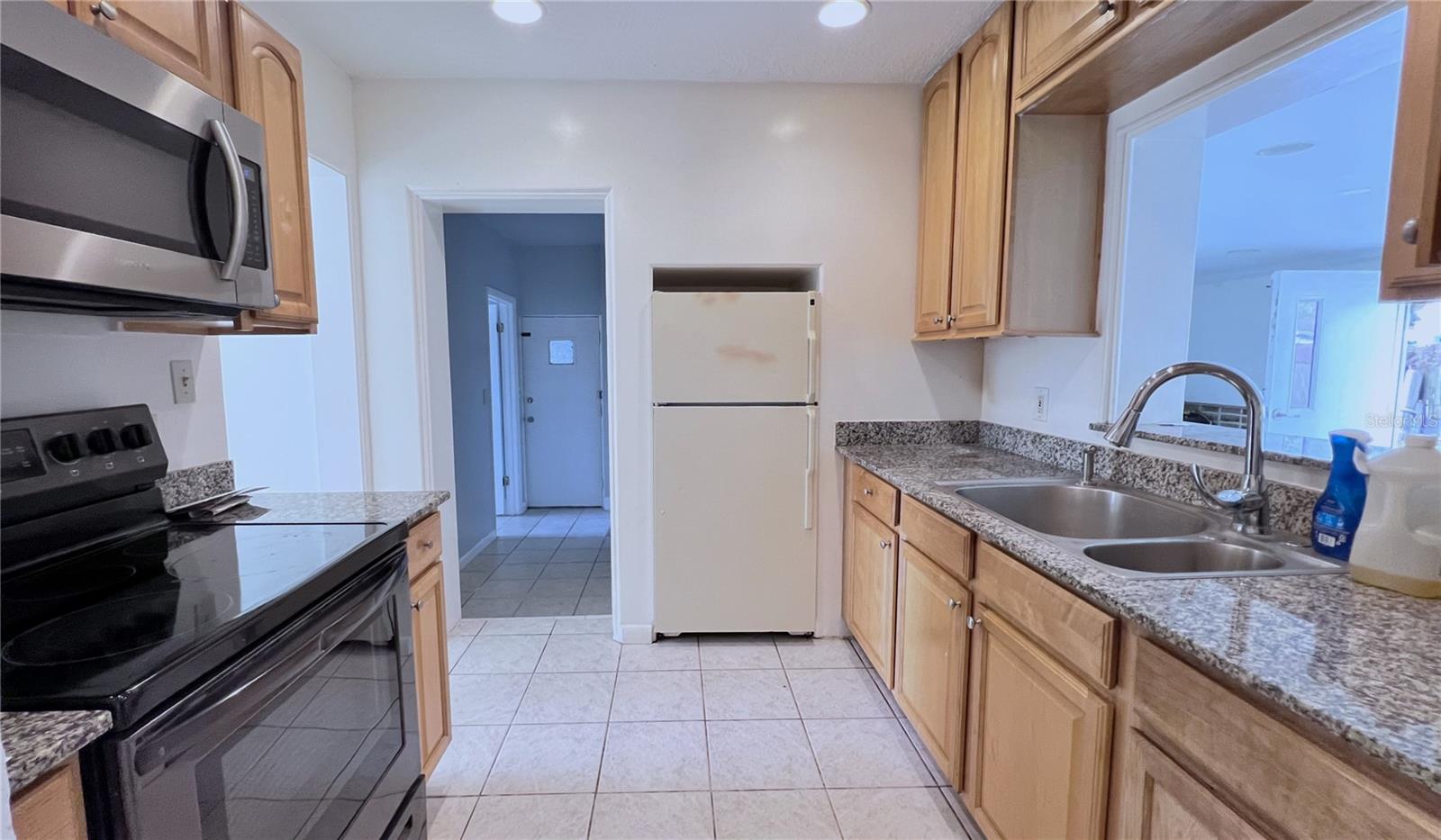 2421 LAURA PL, ORLANDO, FL, 32803