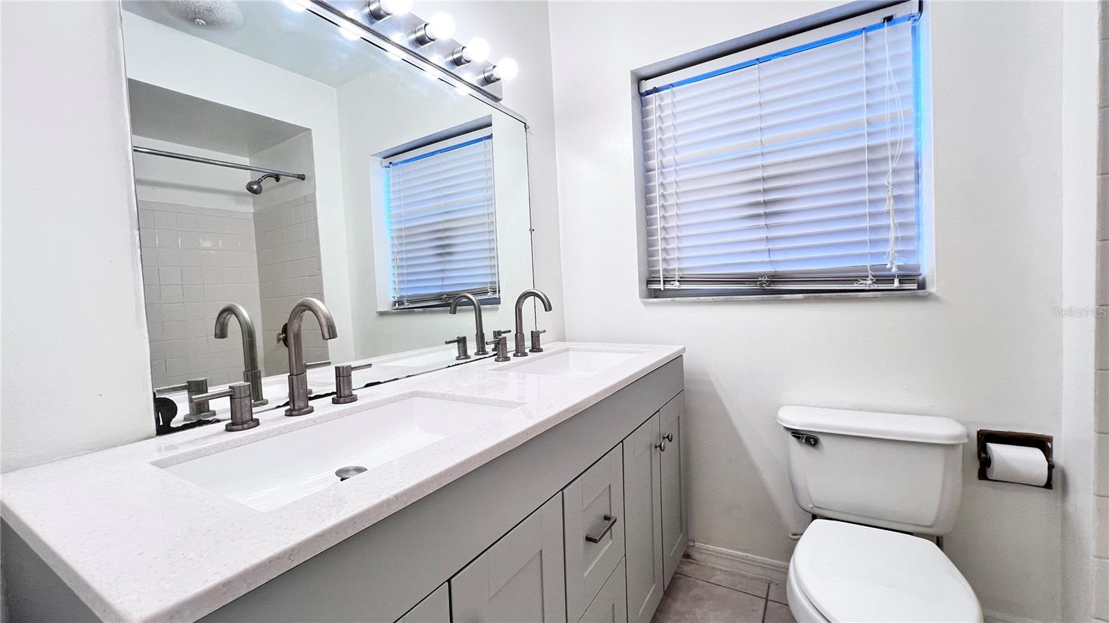 2421 LAURA PL, ORLANDO, FL, 32803