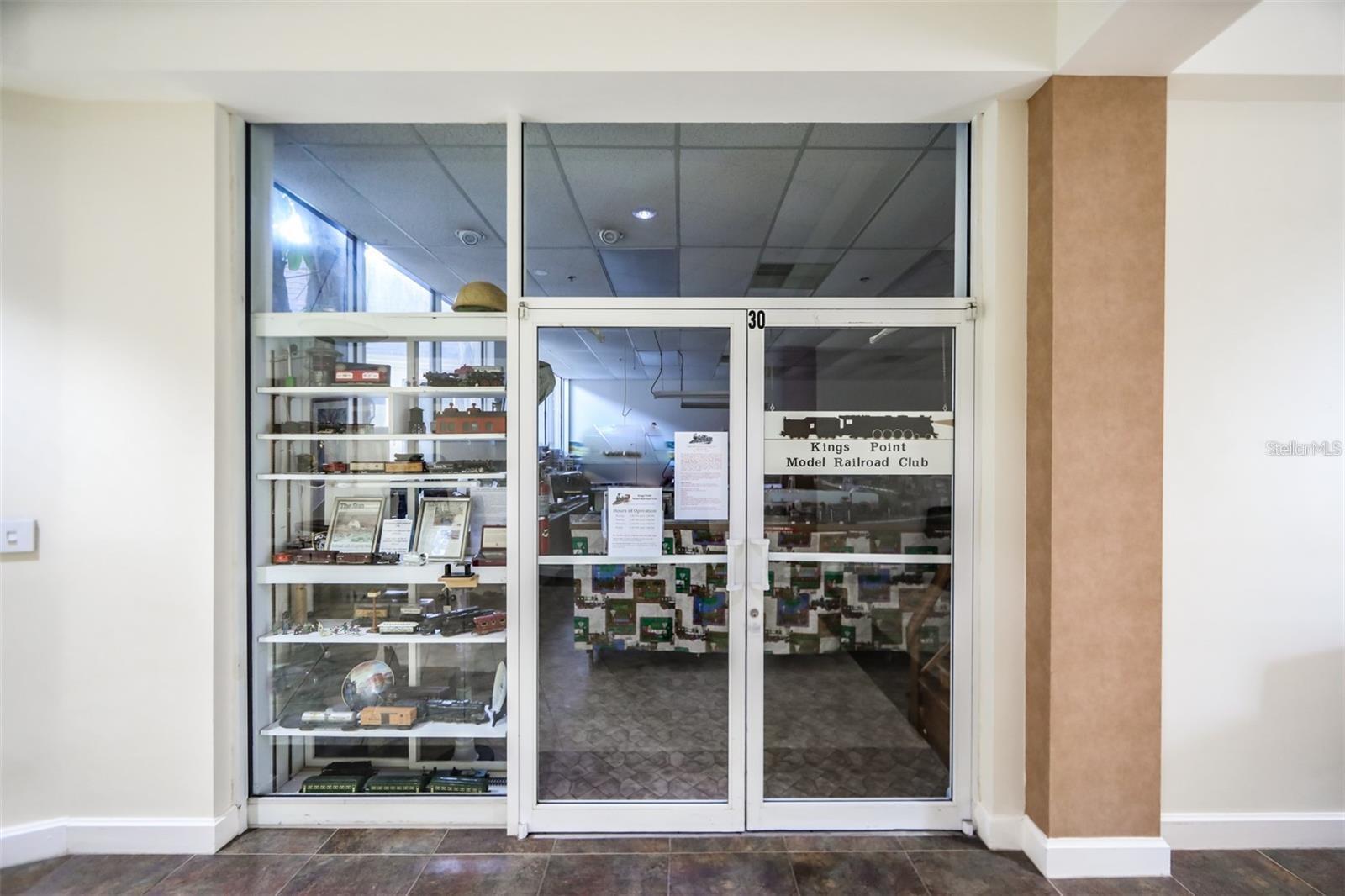 2418 NANTUCKET FIELD WAY, SUN CITY CENTER, FL, 33573