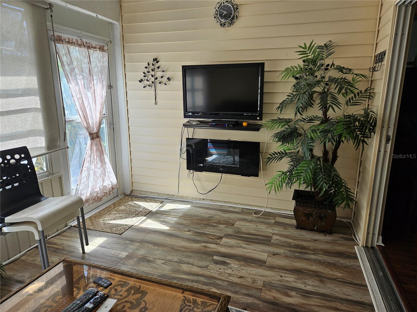 2418 NANTUCKET FIELD WAY, SUN CITY CENTER, FL, 33573