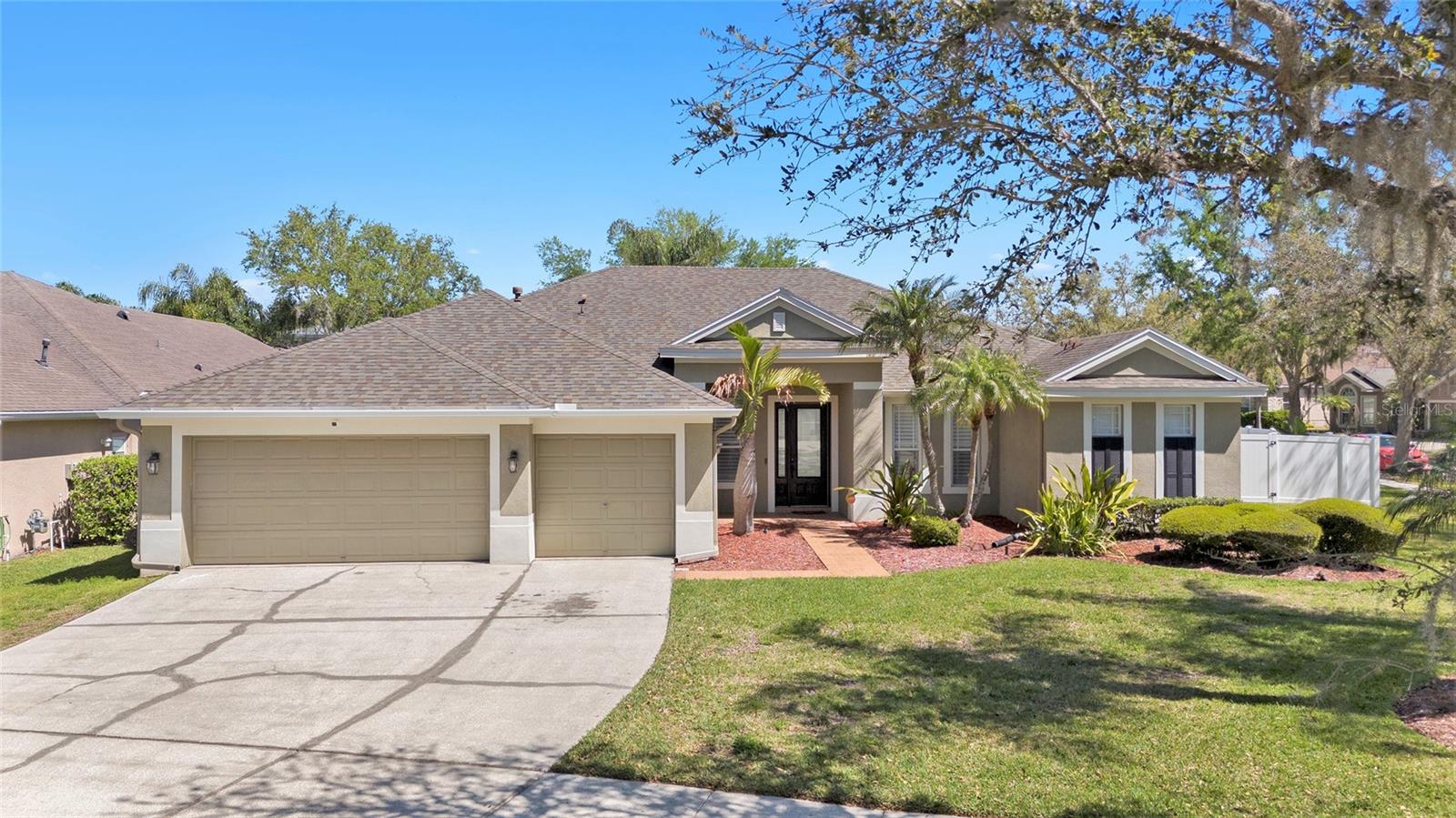 19328 AUTUMN WOODS AVE, TAMPA, FL, 33647