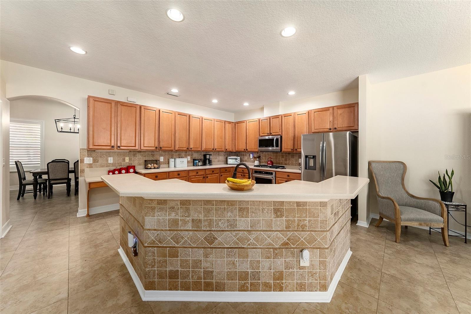 19328 AUTUMN WOODS AVE, TAMPA, FL, 33647