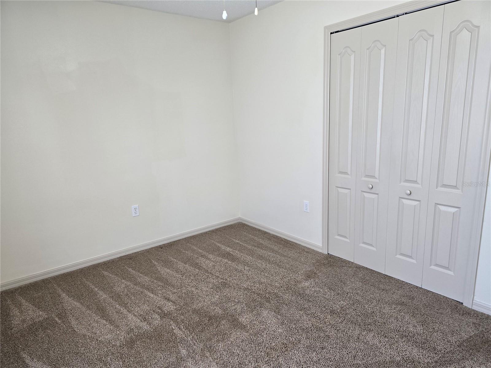 832 SHENANDOAH AVE, DELTONA, FL, 32725