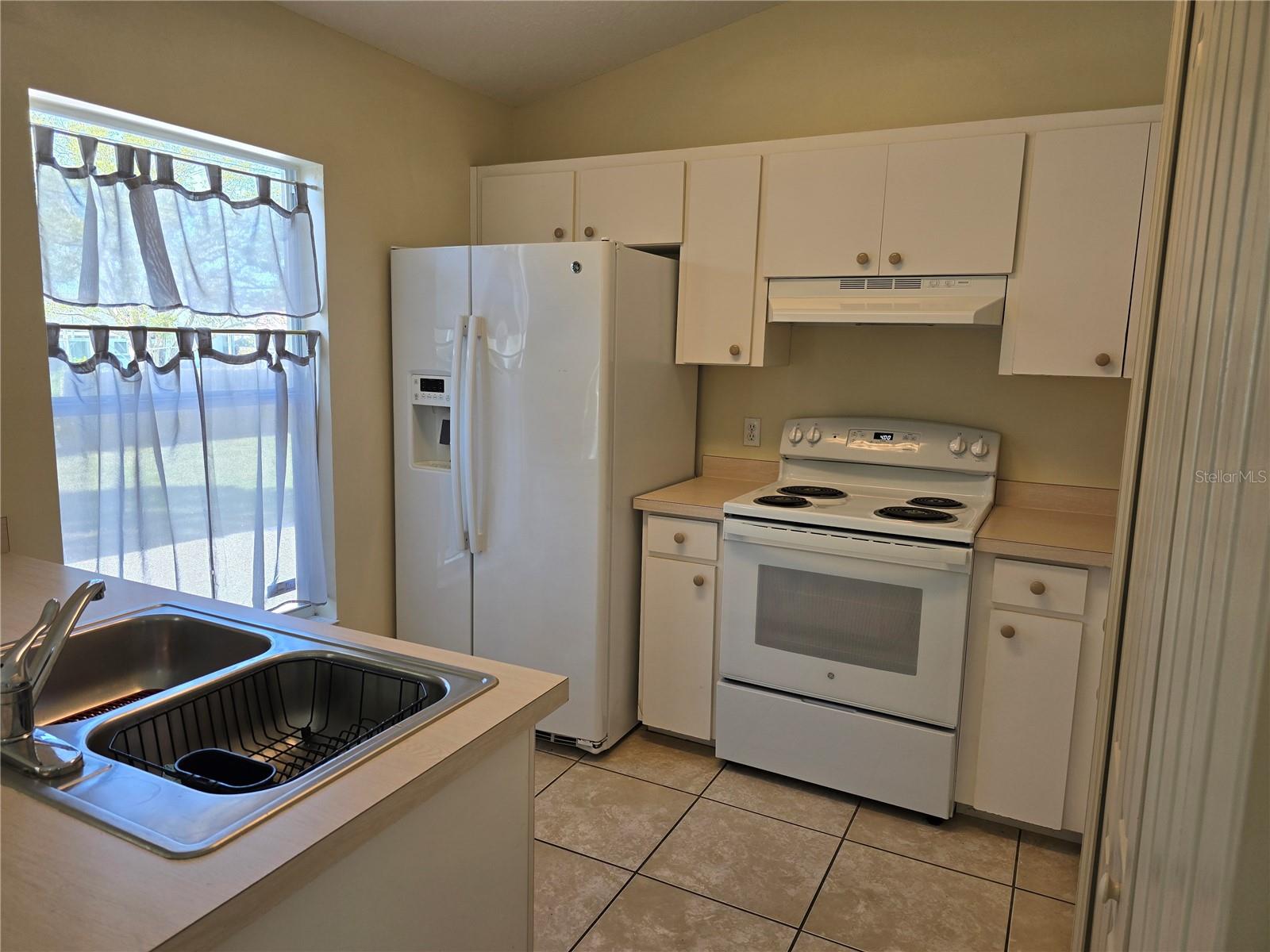 832 SHENANDOAH AVE, DELTONA, FL, 32725