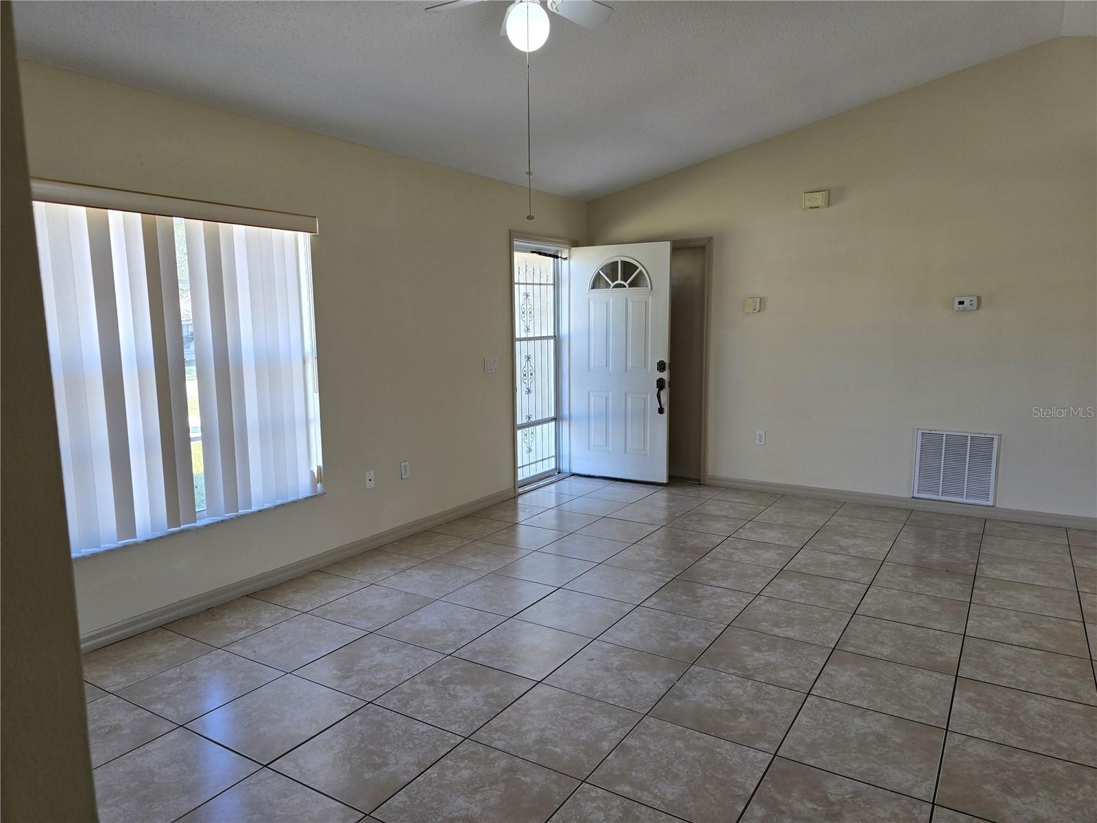 832 SHENANDOAH AVE, DELTONA, FL, 32725